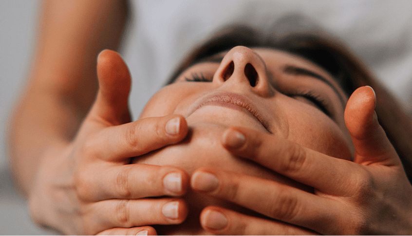 Massage MIRACLE Face méthode Renata França