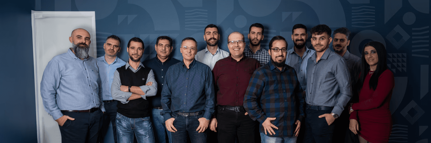 team of Sevenredlines