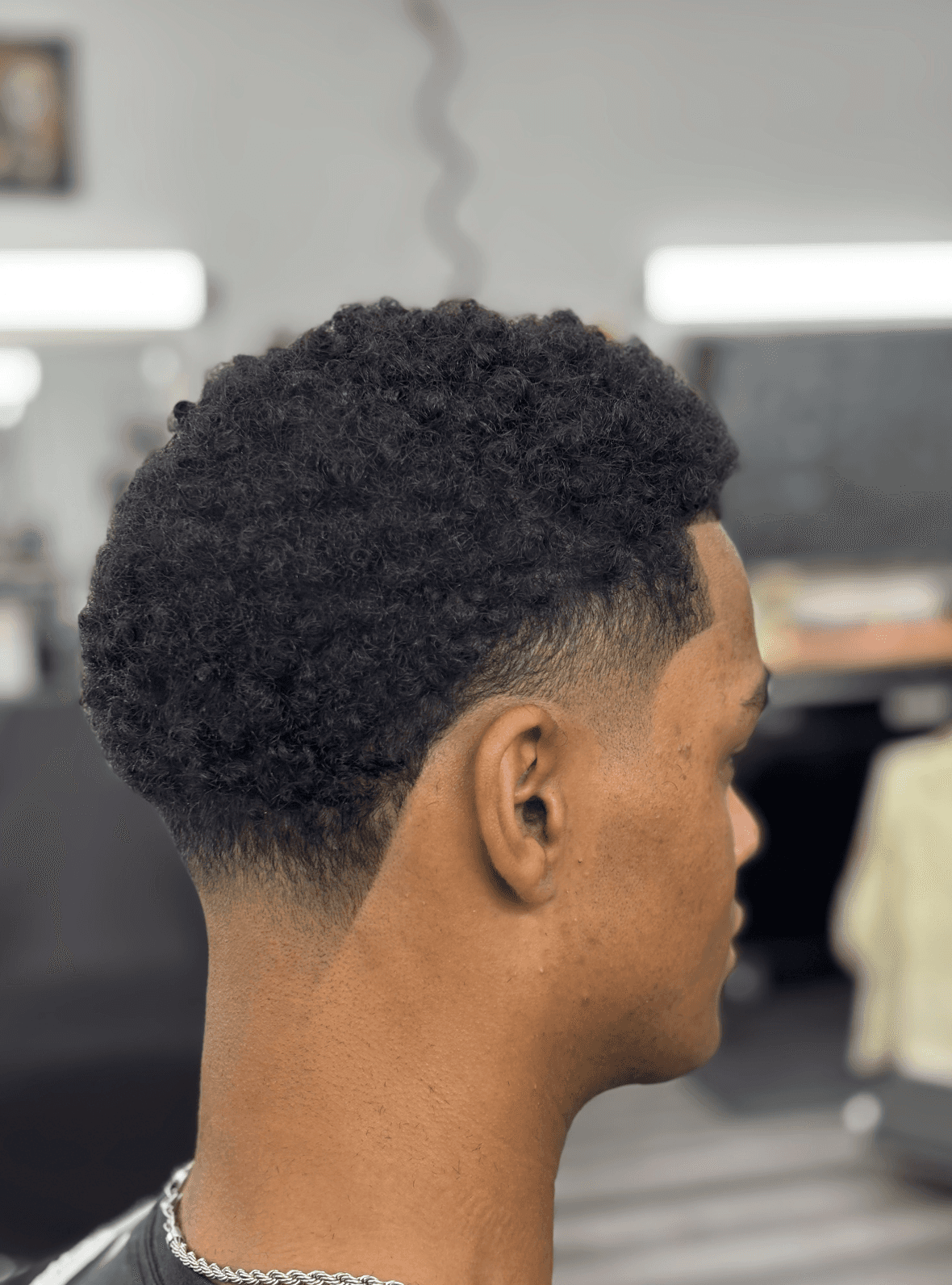 Victorio_FadezofGlory_Barbershop4