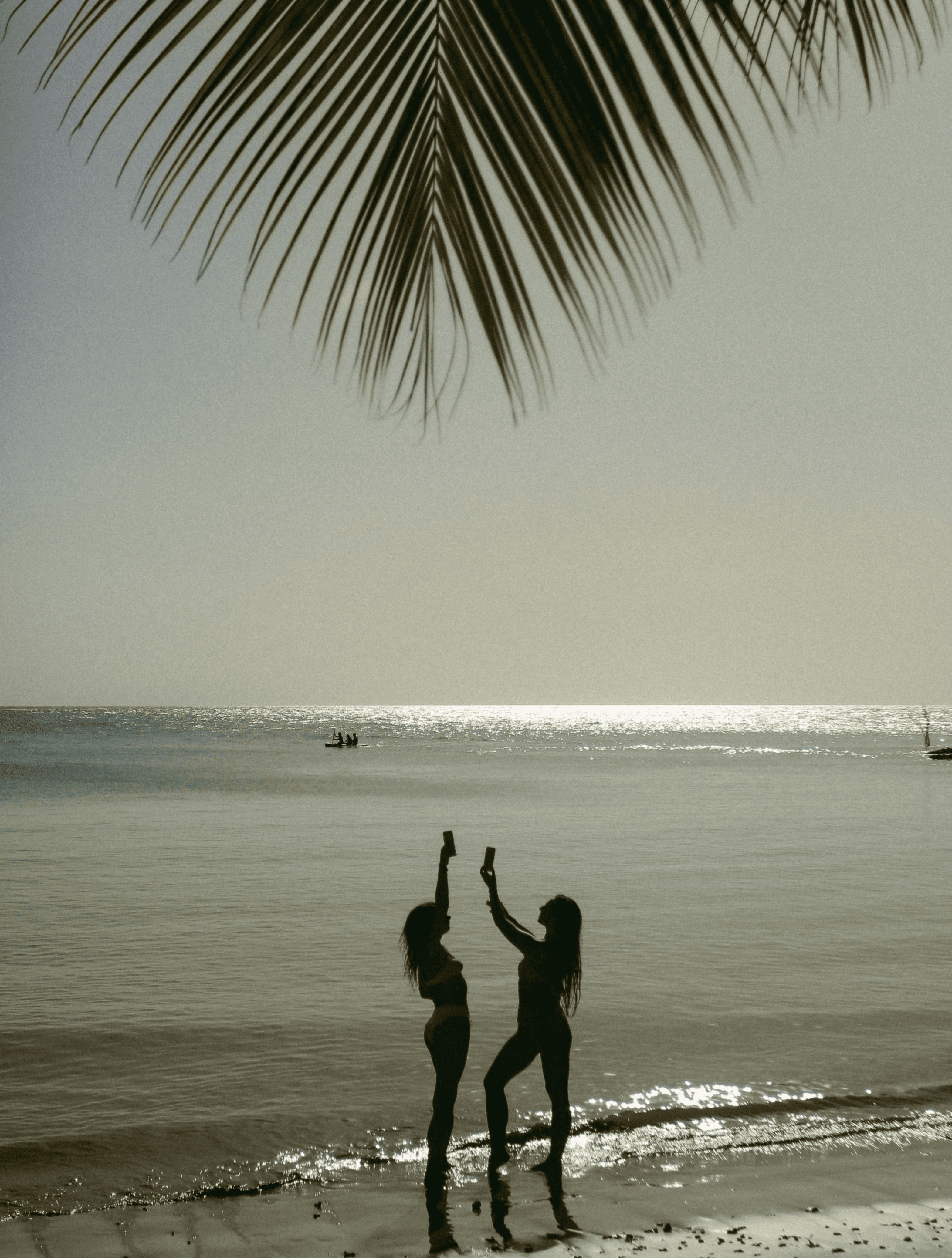 Sophia Reynolds is posing with flowers