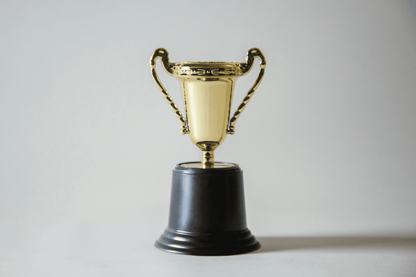 cover-top-10-sast-tools (https://unsplash.com/photos/yellow-and-white-trophy-_XTY6lD8jgM)