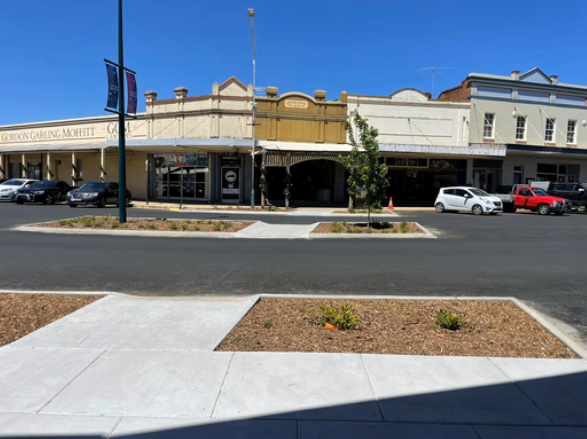 UMINEX civil engineering and project management delivering completed Main Street streetscape upgrades and public realm improvements in regional New South Wales