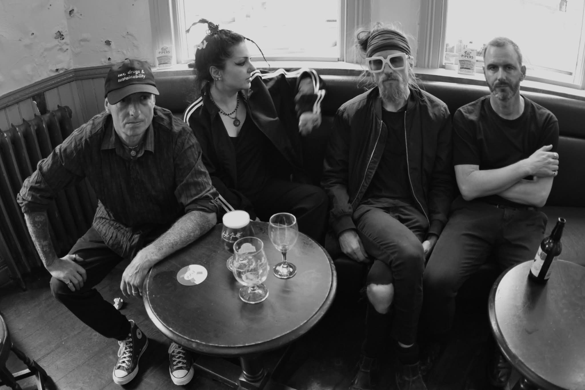 Photo by © KEE. Promo