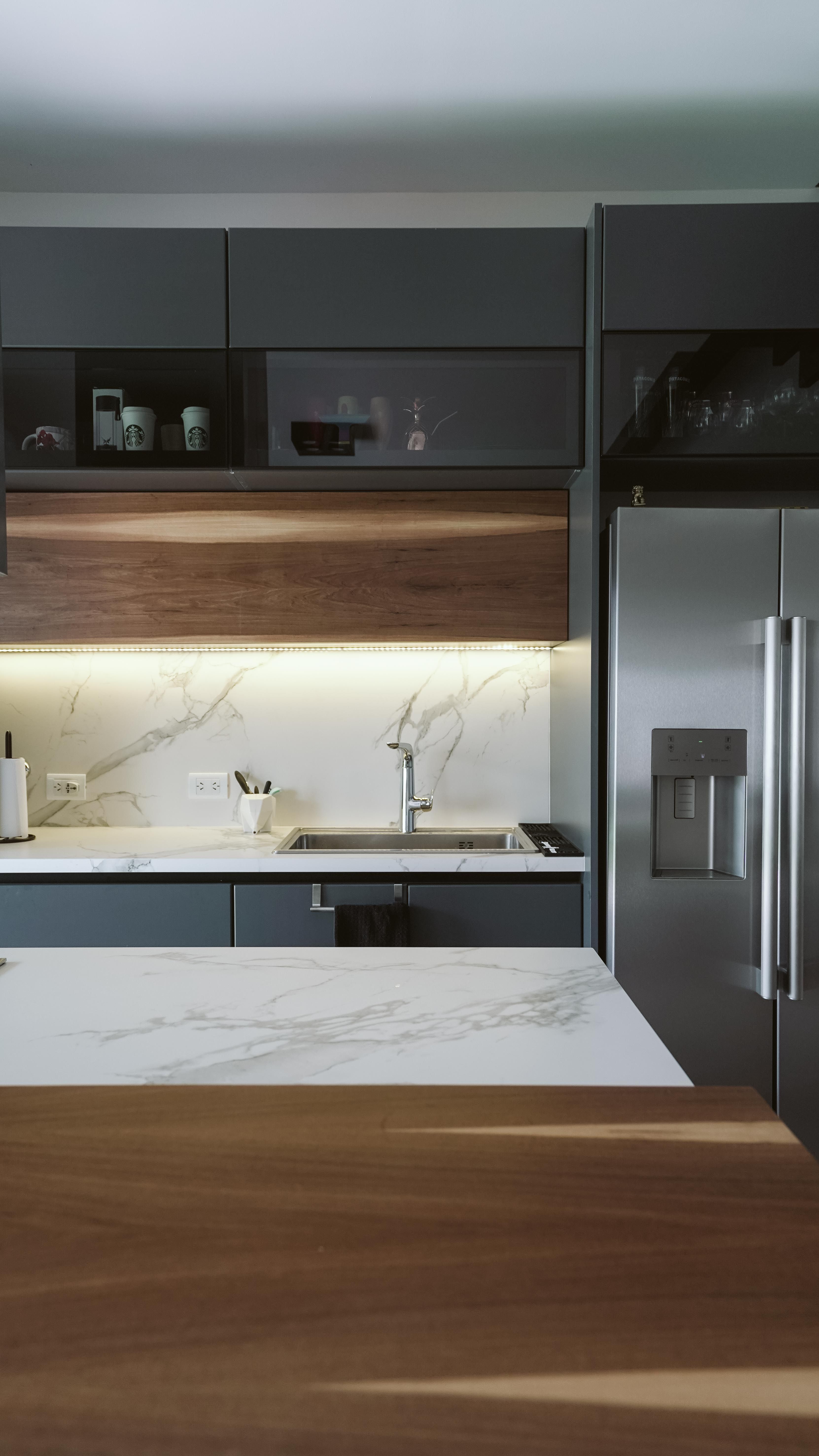 Installation seamless dans plan de travail