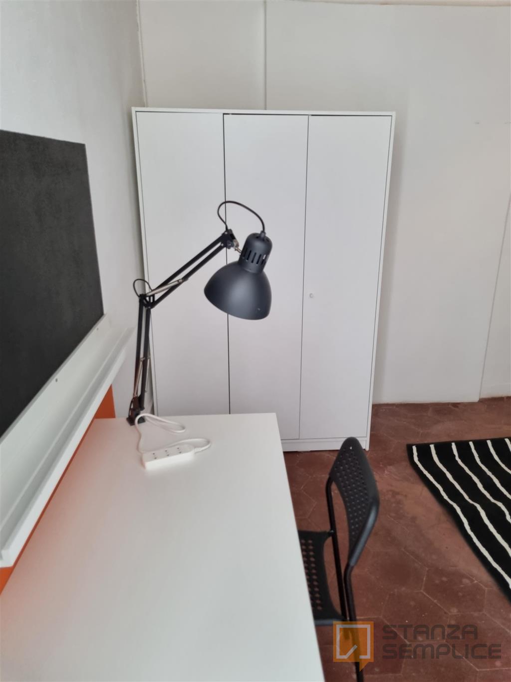 14-sqm room in Via Pietro Trinchera, Napoli