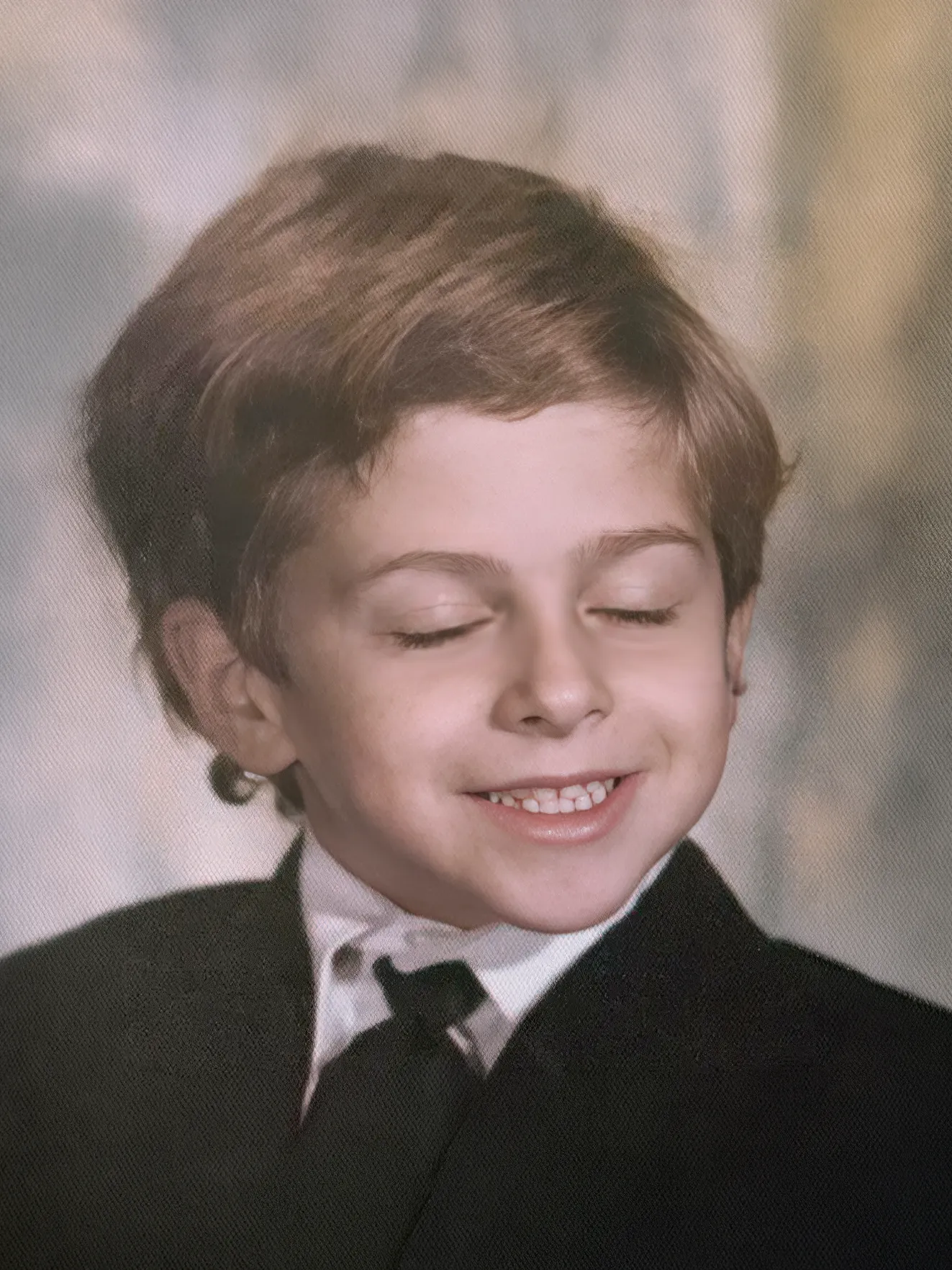 Retrato con los ojos cerrados