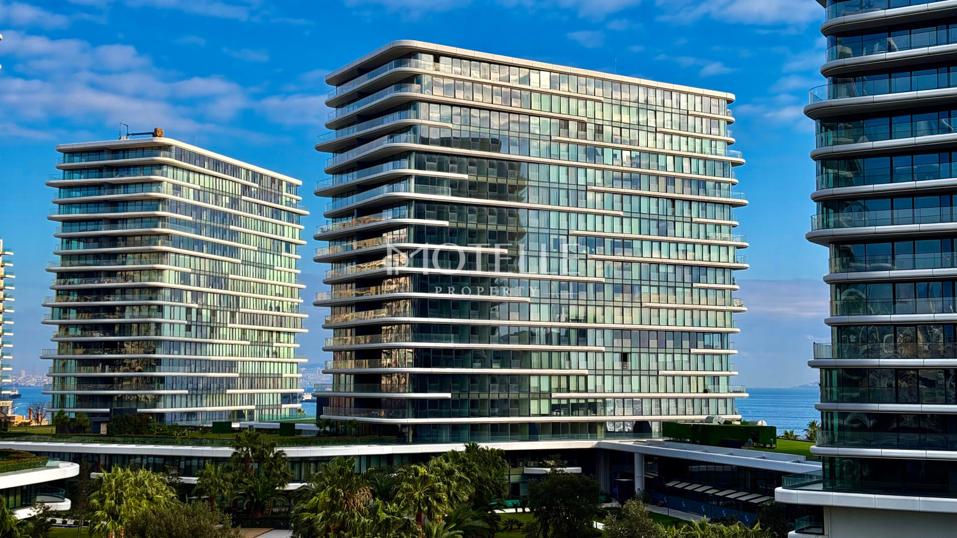 Yedi Mavi Residences seafront project in Zeytinburnu Istanbul