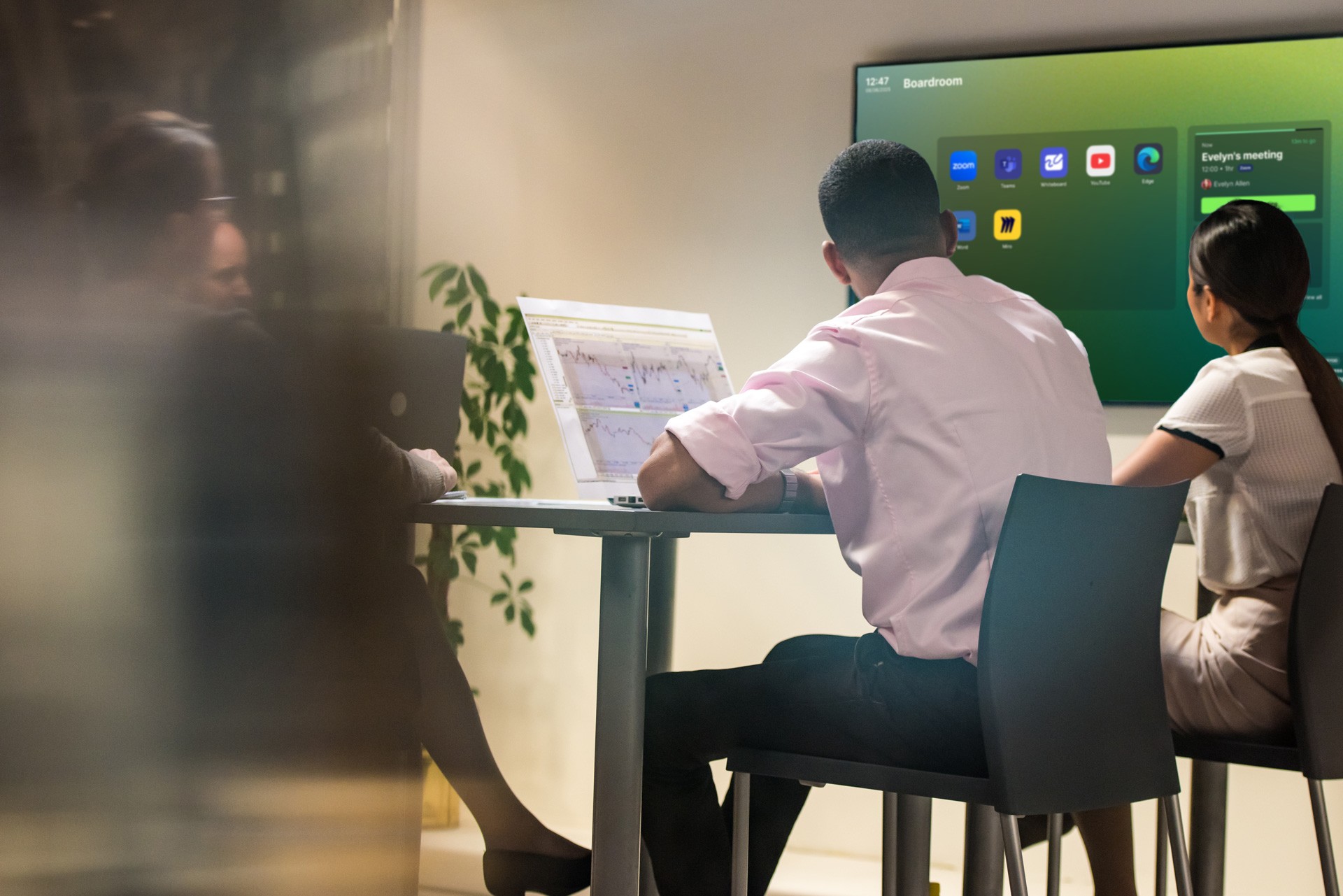 An IT admin has set up the solution to be used seemlessly in their meeting spaces
