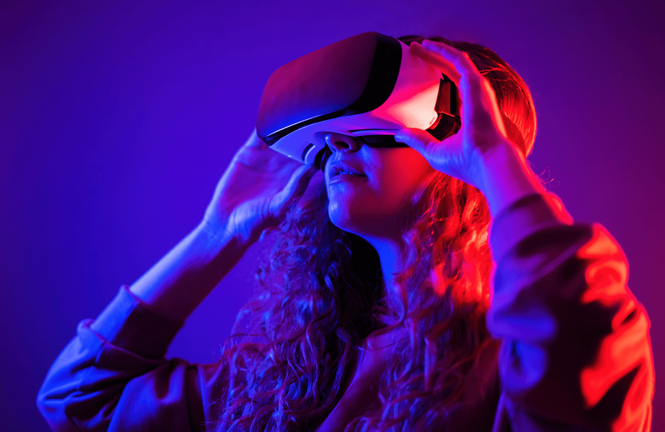 silver iMac with keyboard and trackpad inside room