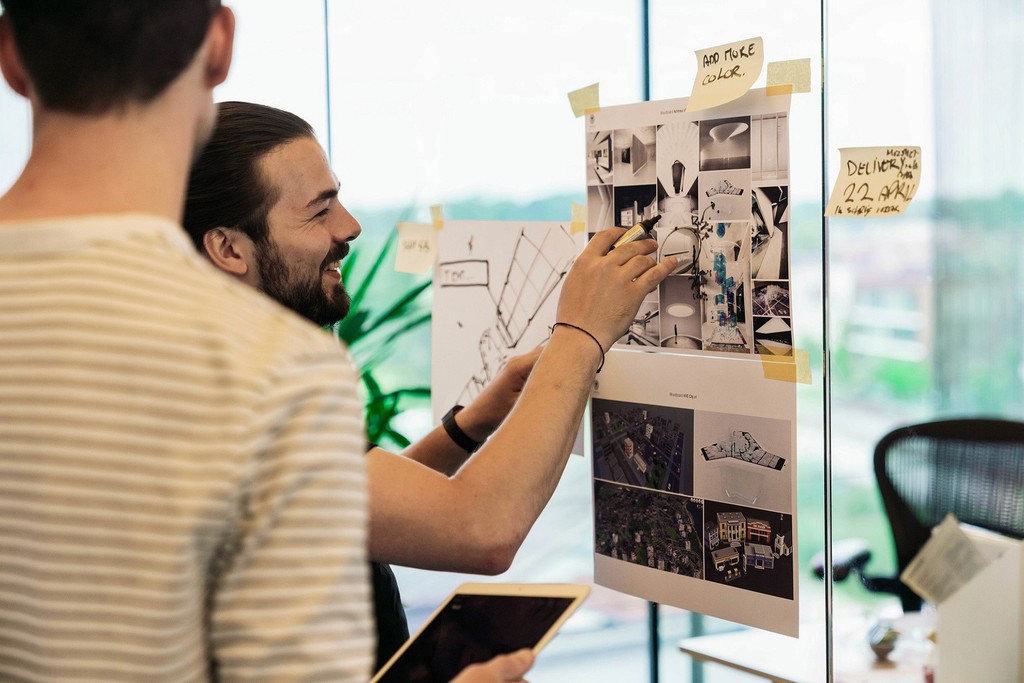Illustratie van visuele strategieproces — van analyse tot impactvolle visuele content