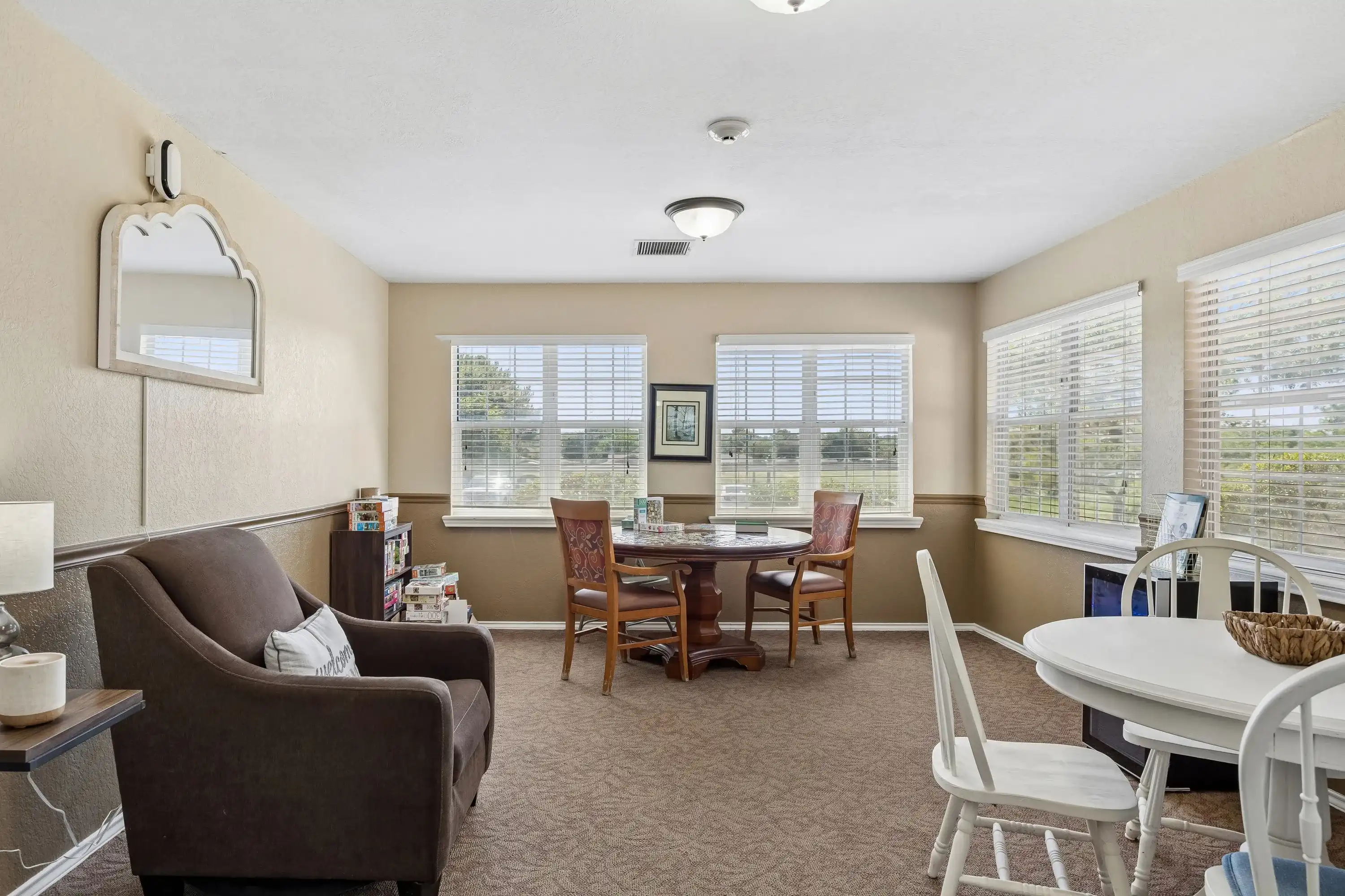 Hoyt Court community photo 6