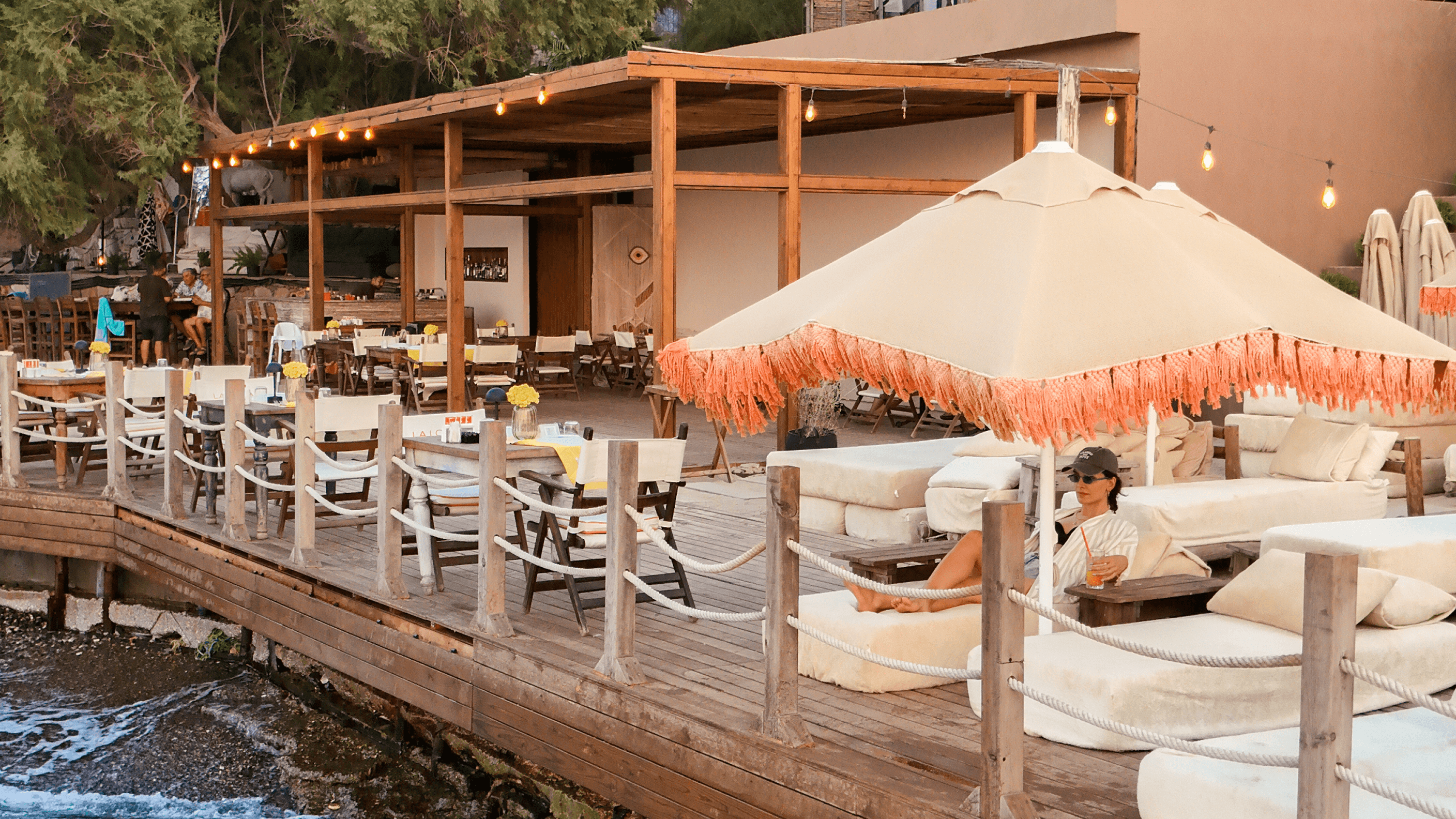 La Local Yalıkavak - Cover