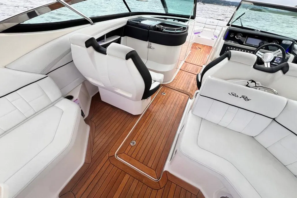 Boat thumbnail 9