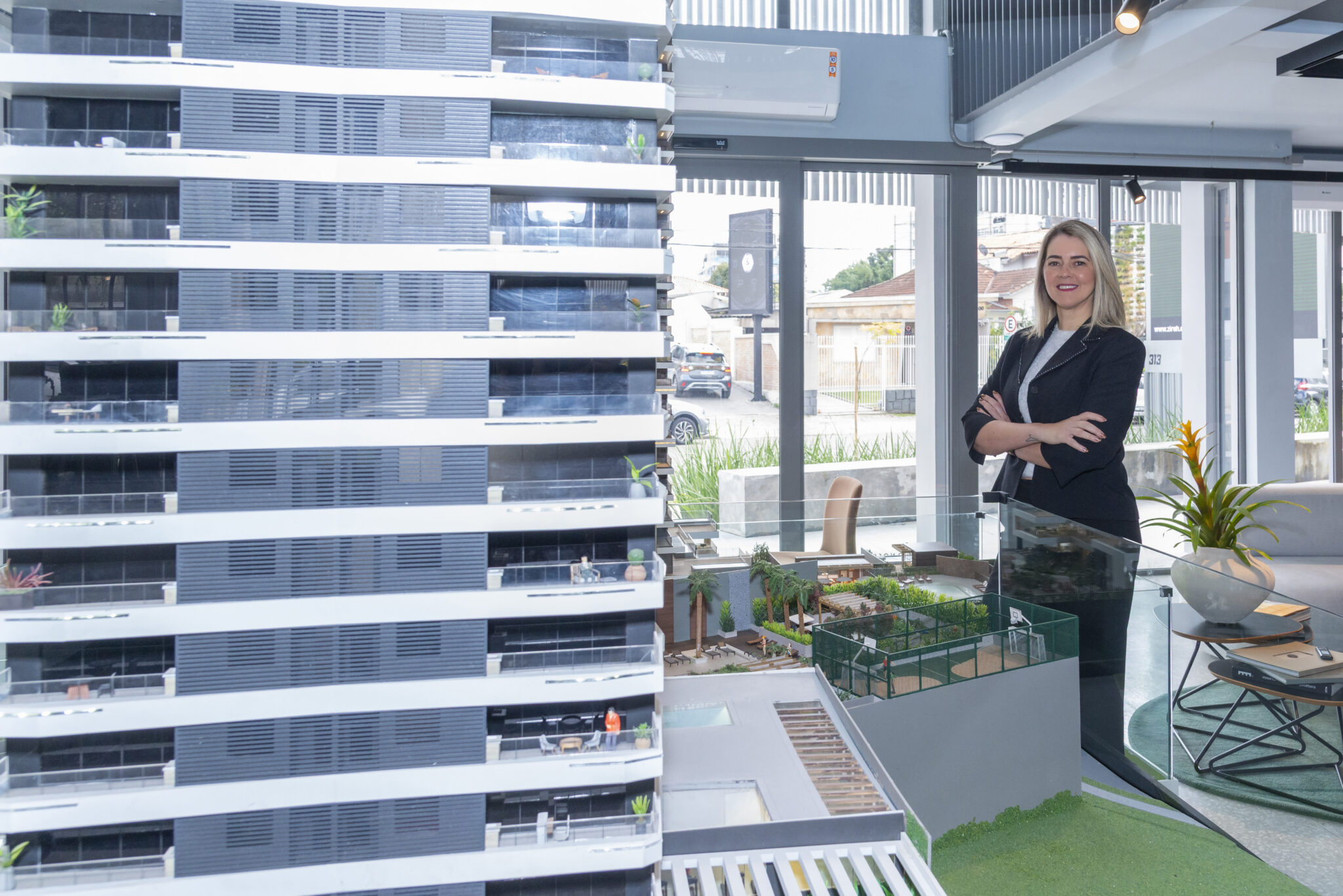 Adriana Moura personal organizer e corretora de imóveis