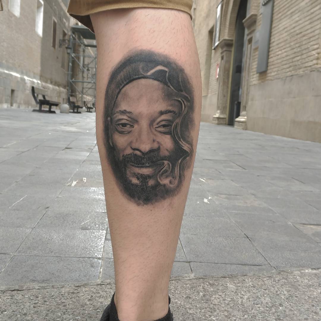 Geometric tattoo detail