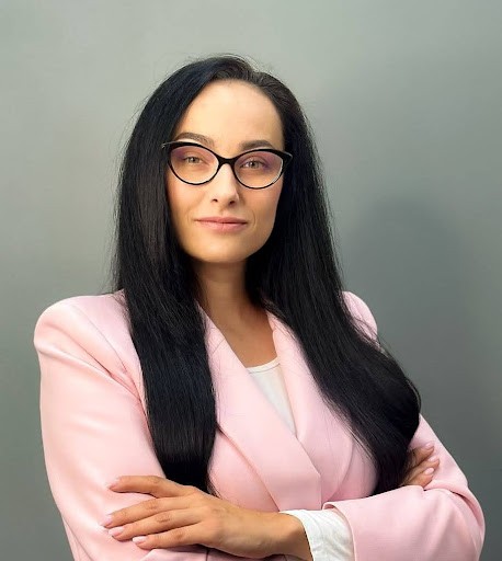 Testiomnial section Pani Z BHP logo