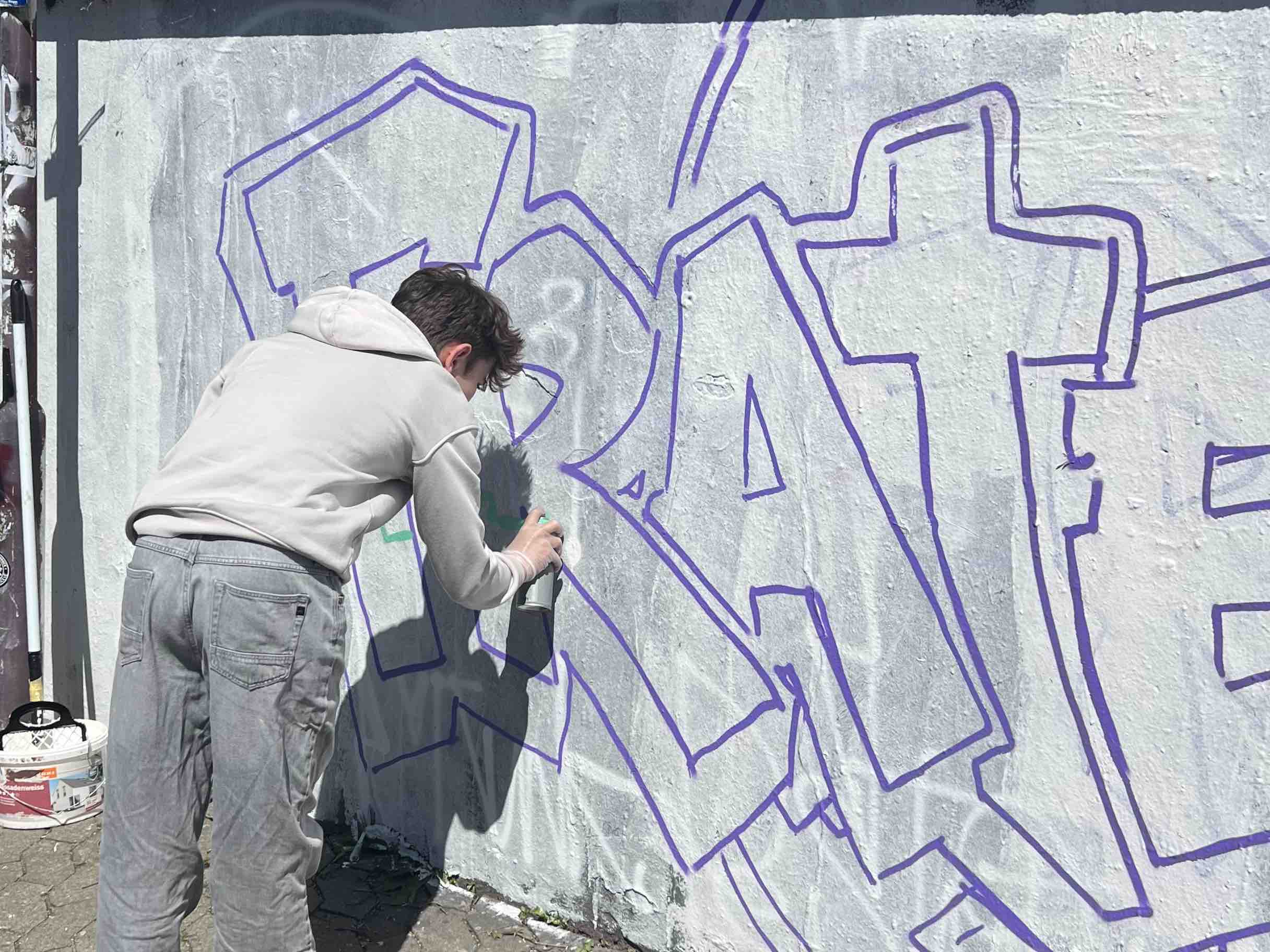 Gemeinsamer Graffiti-Workshop deutscher und französischer Schüler