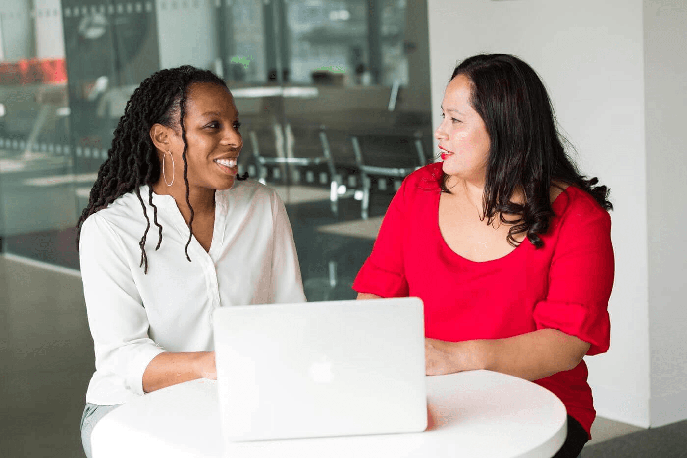 High school student working on original research with a PhD mentor in a one-on-one session, representing research mentorship cost and investment in 2026
