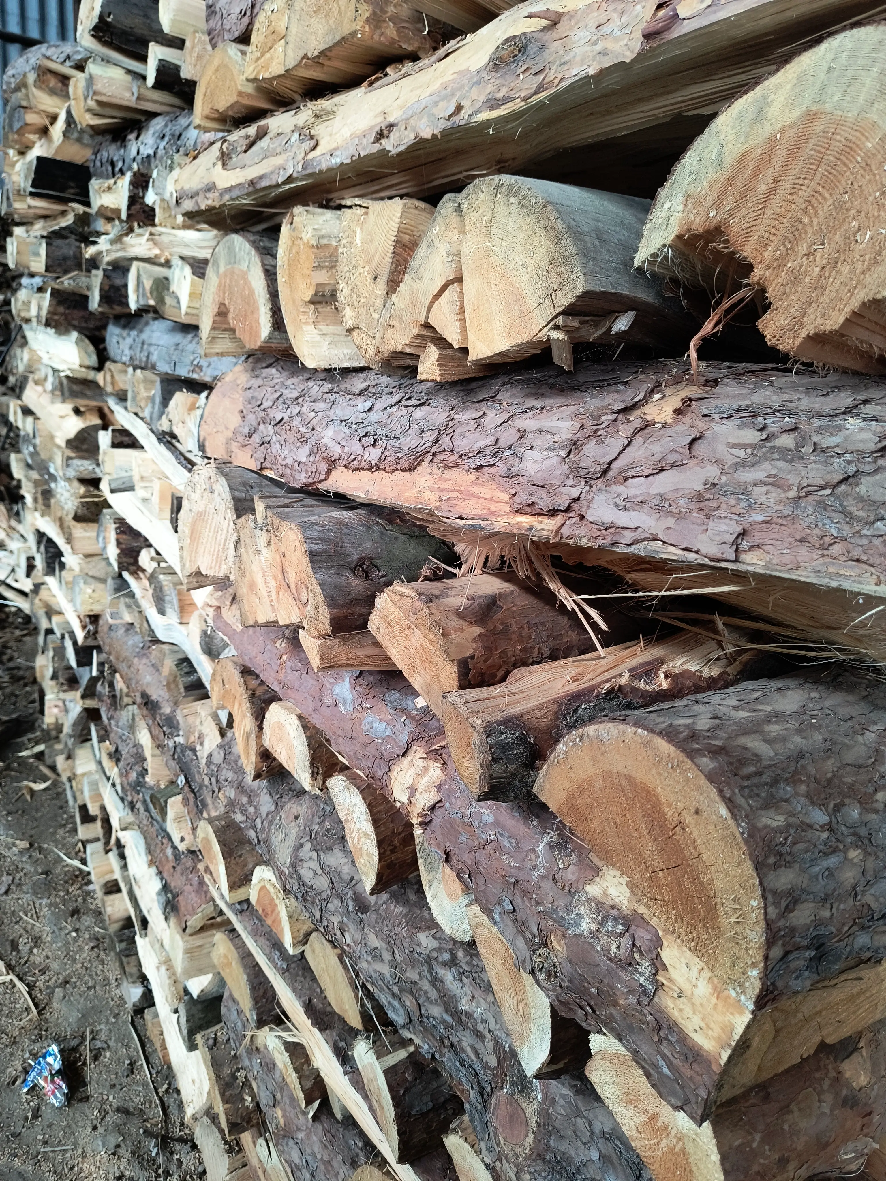 Skládané palivové dřevo