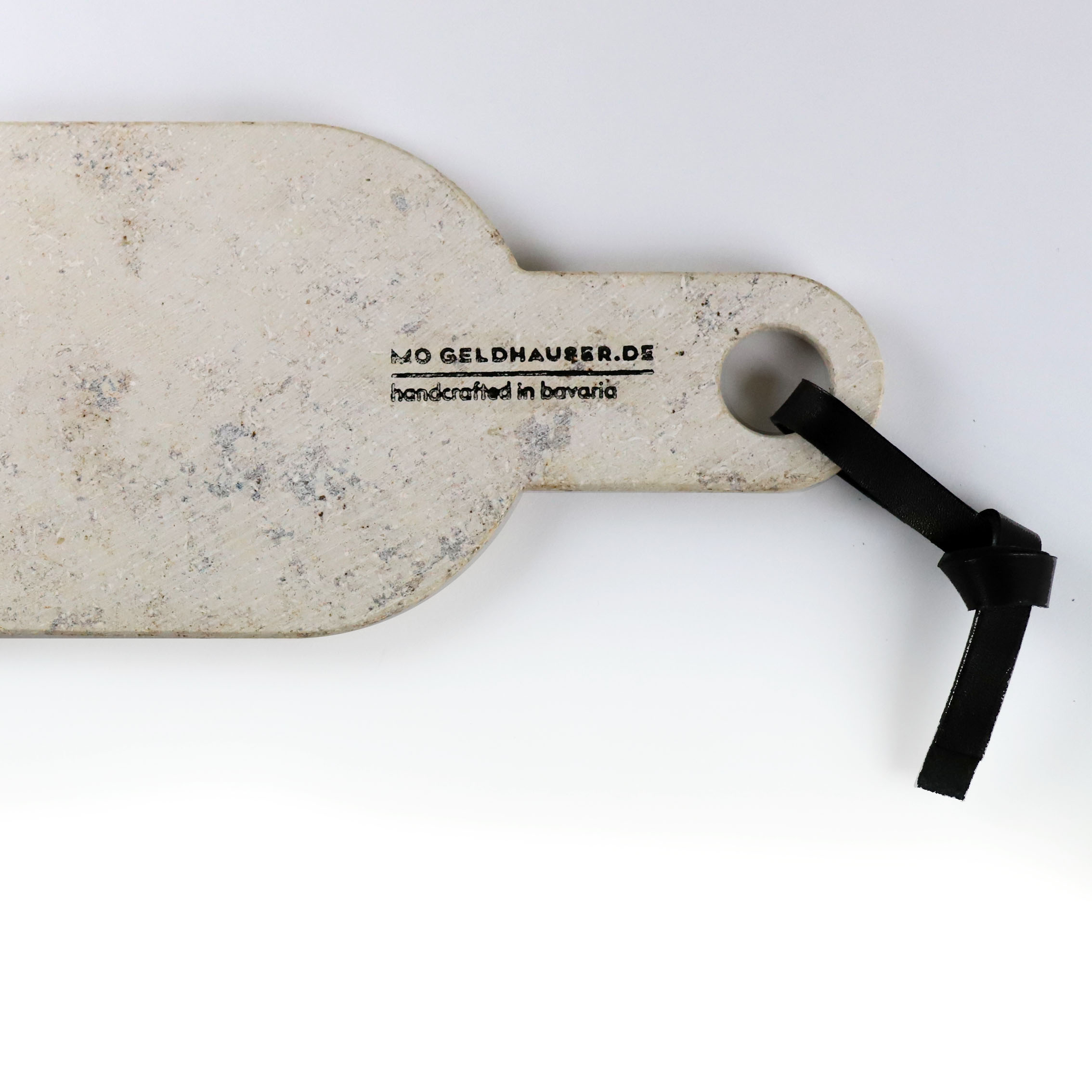 Karl May Buch aus Stein