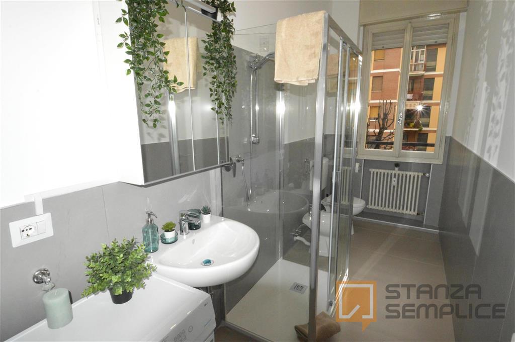 11 sqm room in Viale Storchi, Modena