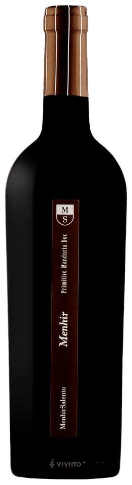 Bottle of Pinot Noir 2022, Curved Elegance edition, with sleek packaging and a modern design.