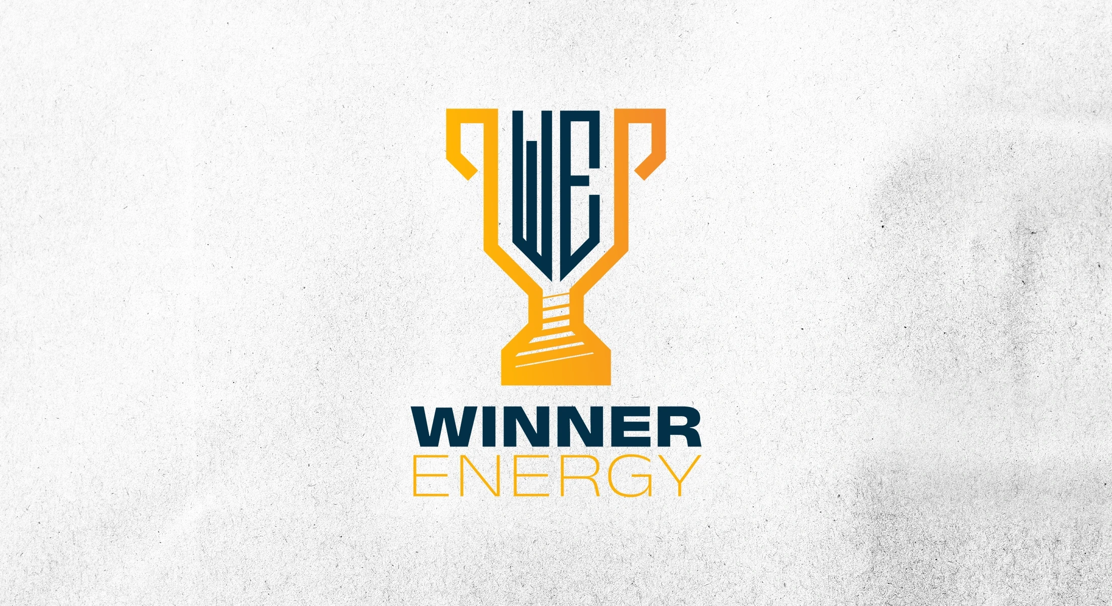 Prezentajca logo Winner Energy na tle kartki papieru