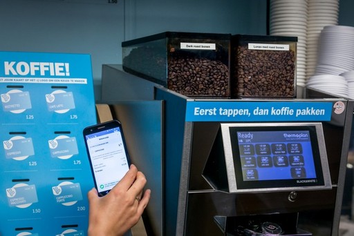 Albert Heijn app en koffiemachine