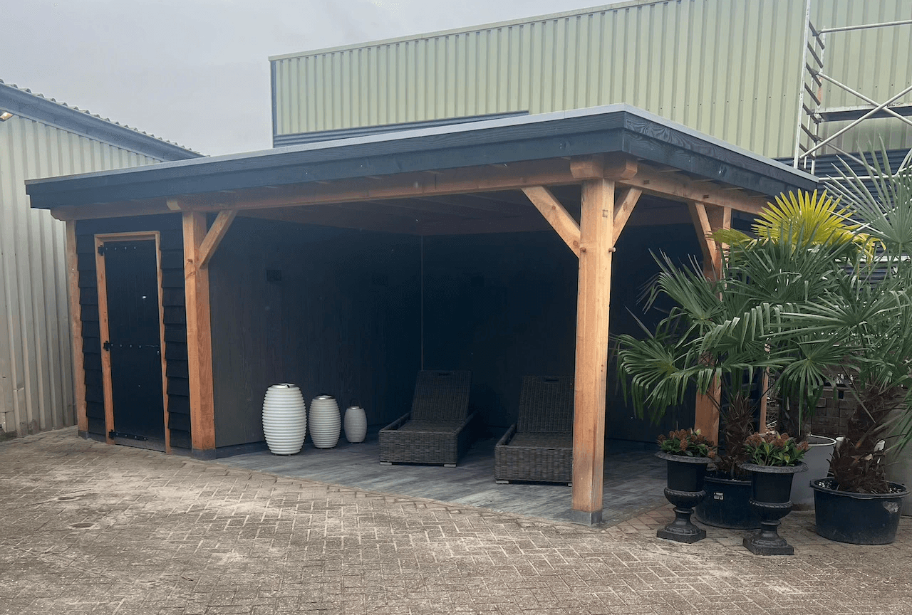 Veranda van Dugreja Houtbouw Putten
