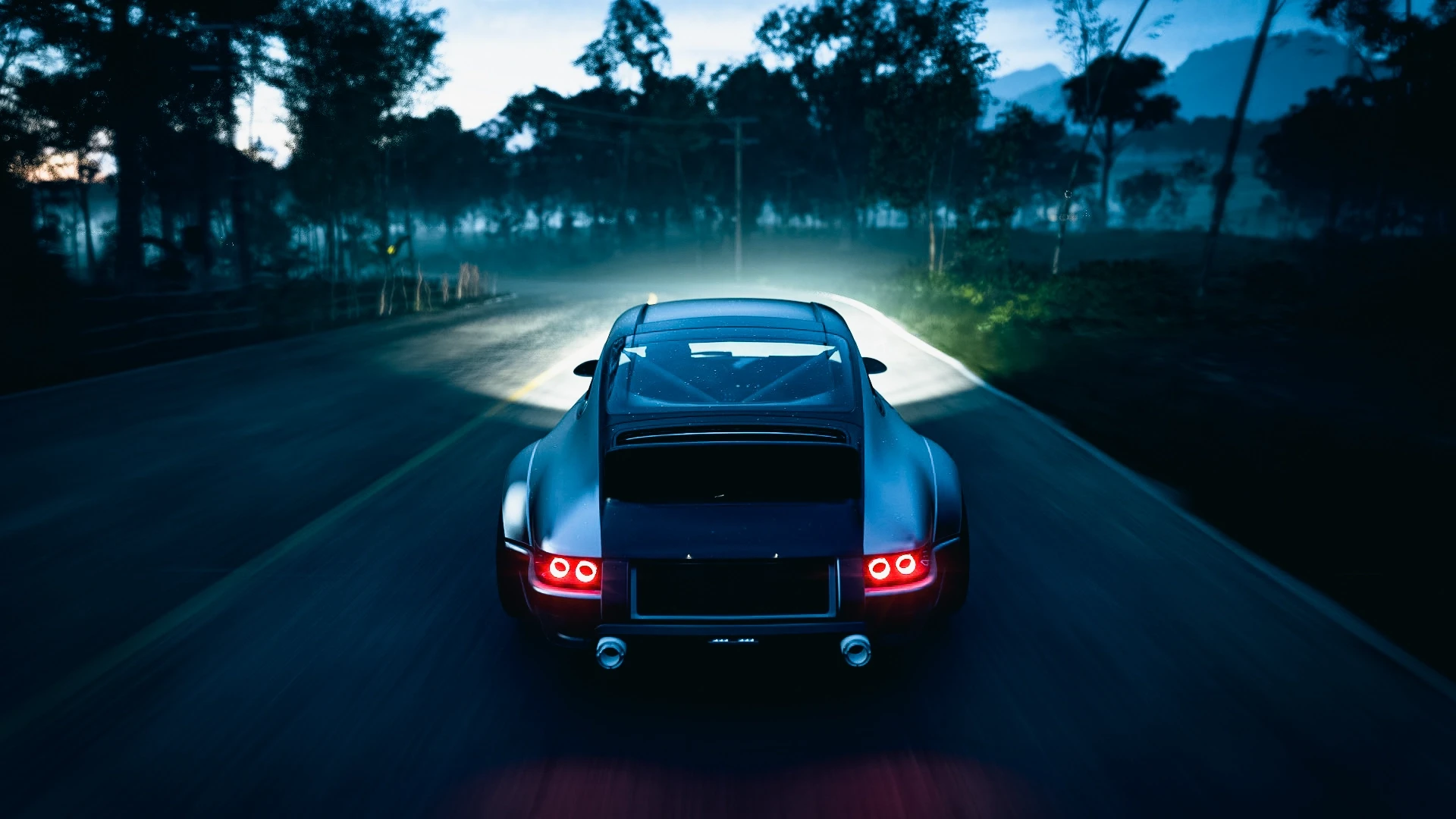 Porsche 911 Reimagined by Singer - DLS 1990