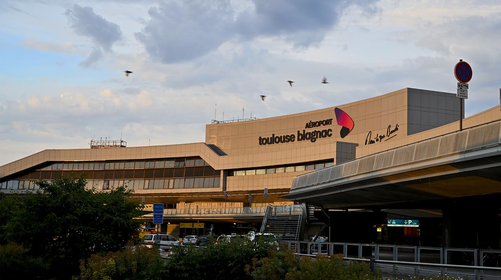 Vue sur l'aéroport de Toulouse Blagnac en Haute Garonne