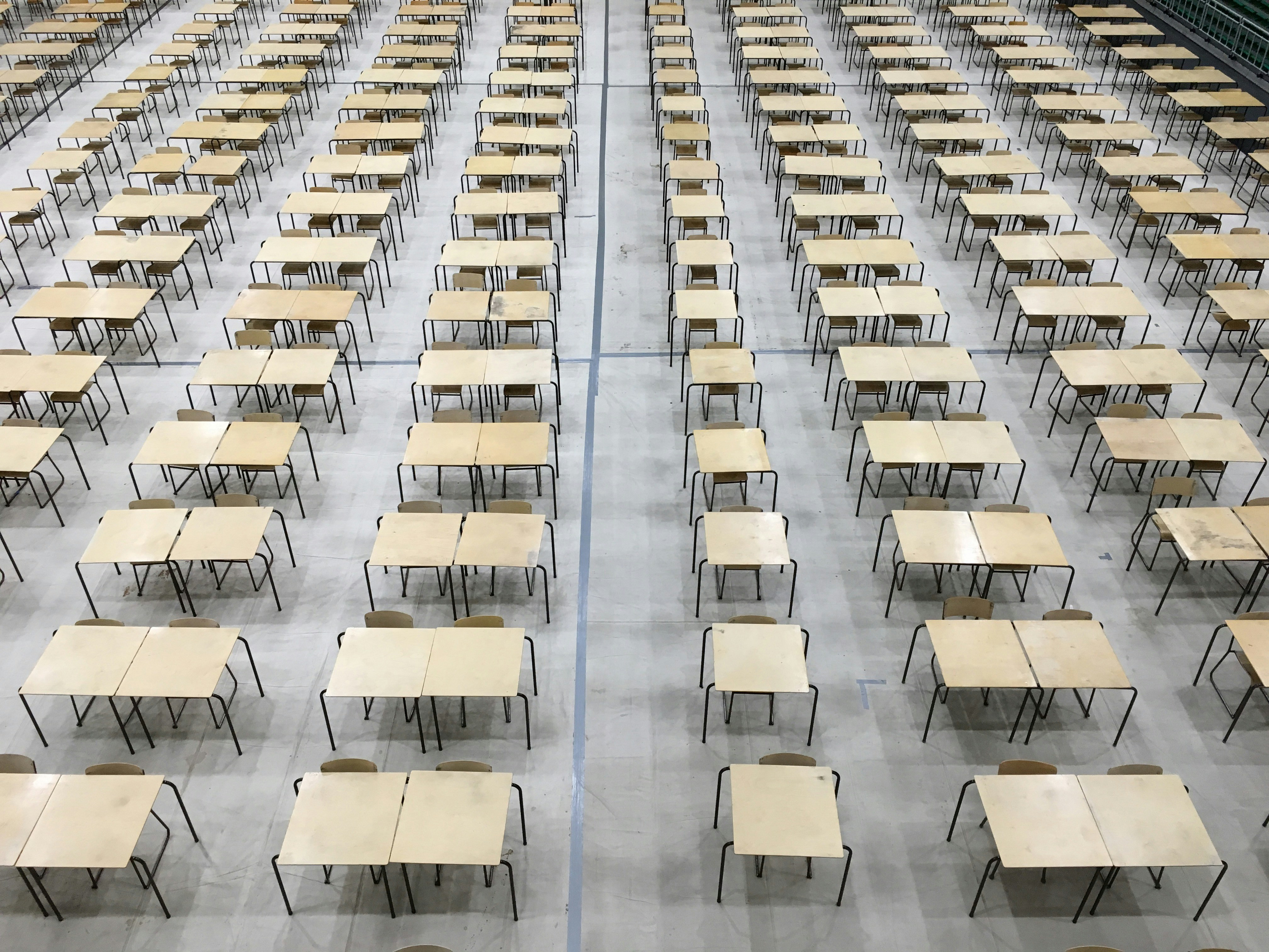 an empty exam hall - how to study for family medicine shelf