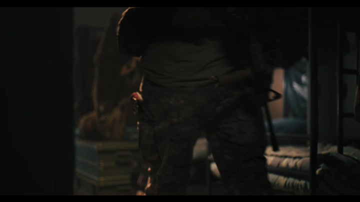 defensie poster frame 720x404