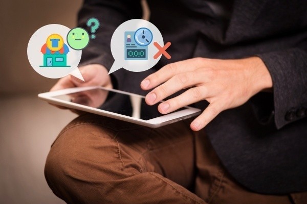 มือถือใบไม้