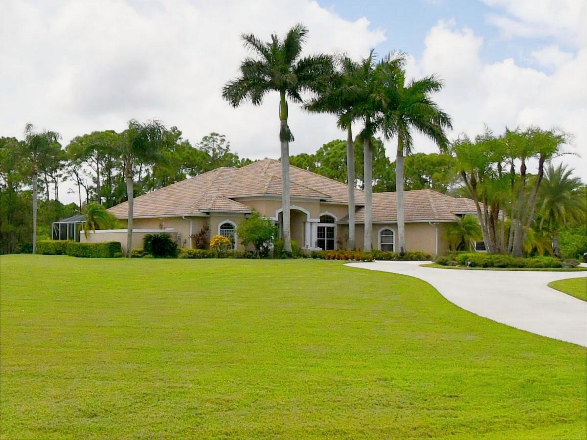 2025 Roof Replacement in Reserve Plantation, PGA Village, Port St Lucie with Westlake Estate S tiles in Largo Blend