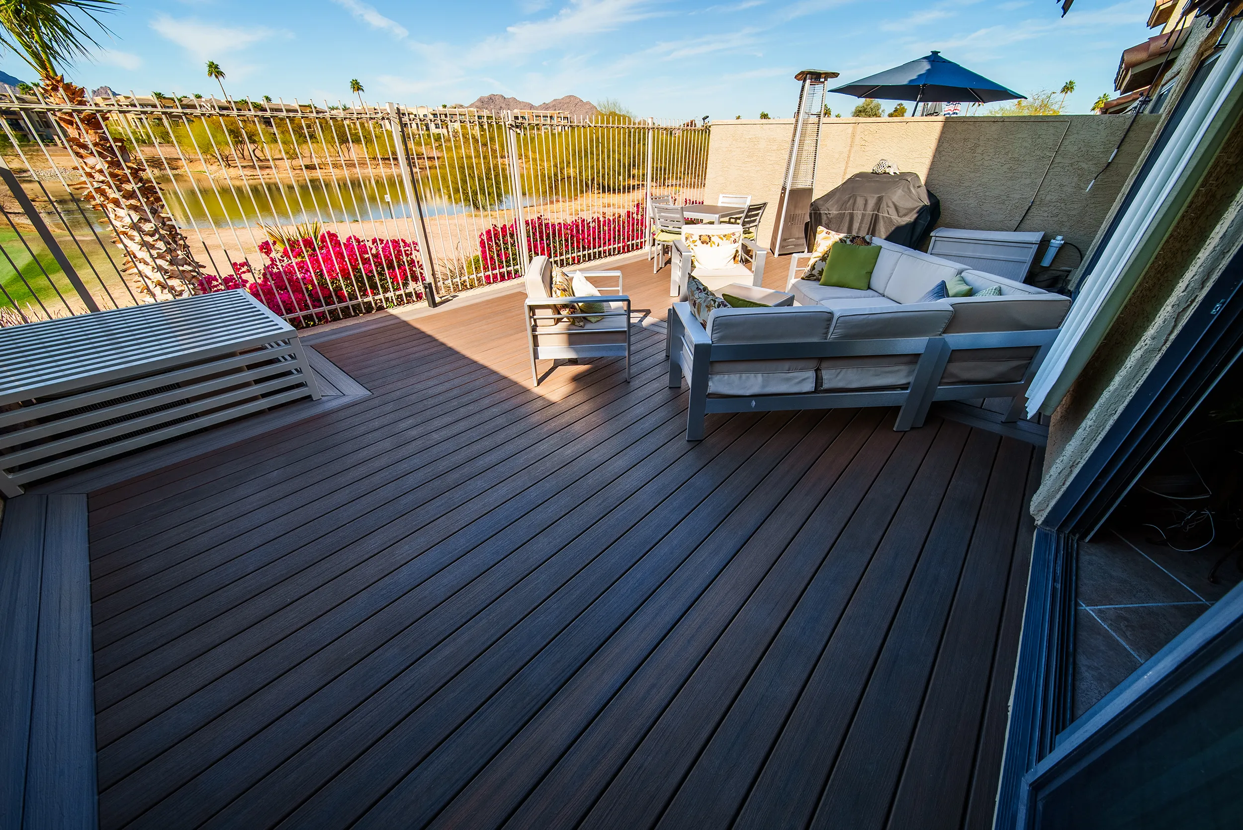 HBC Desks – An Outdoor Deck Escape with Trex Enhance decking