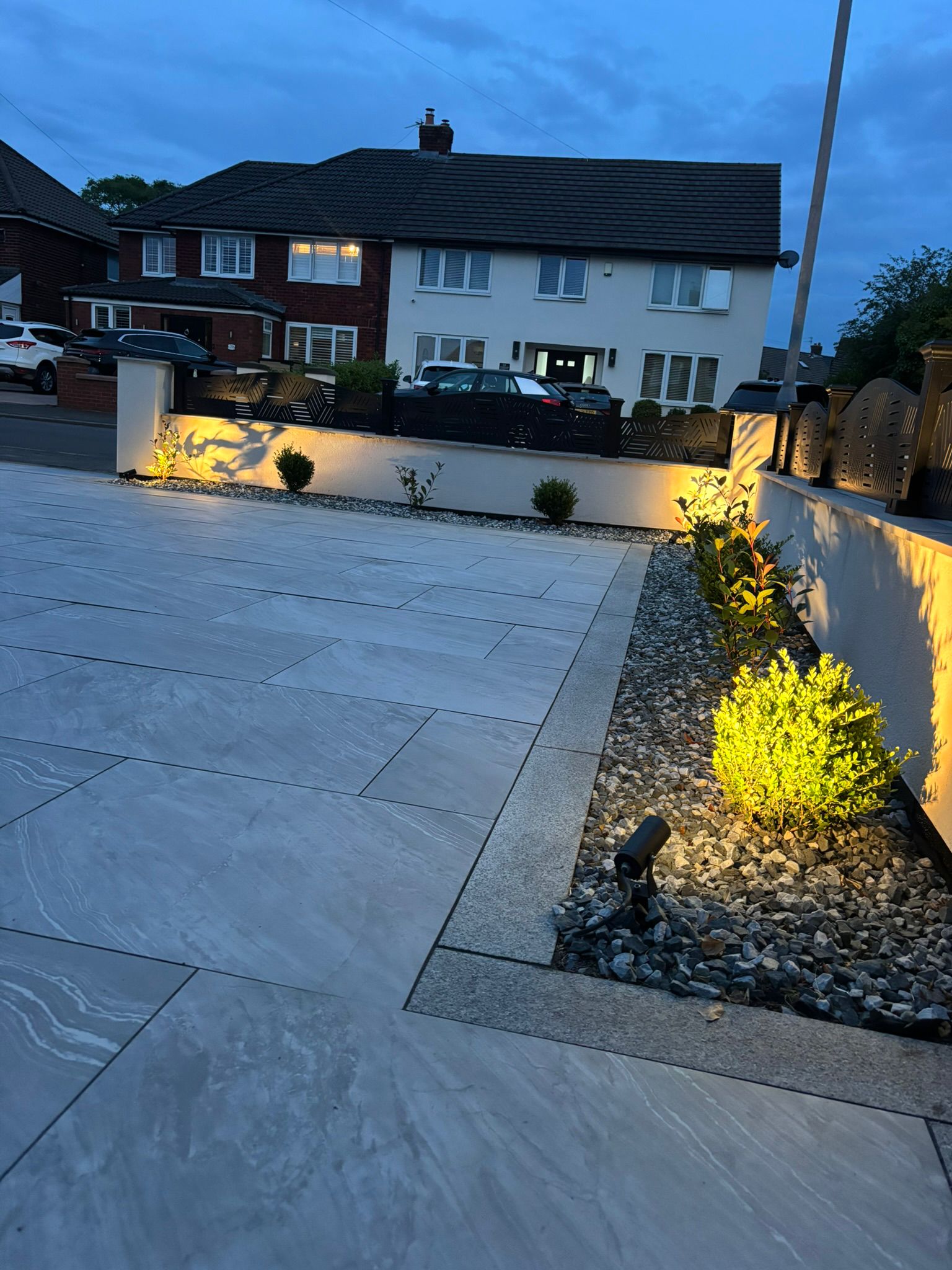 Aintree porcelain landscaping detail