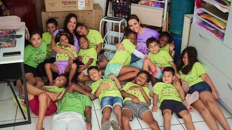 Crianças no Projeto Osmar Luz