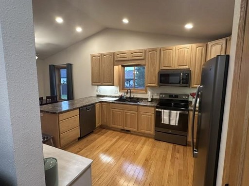 Photo 6 of 100 Prairie Street, Arena