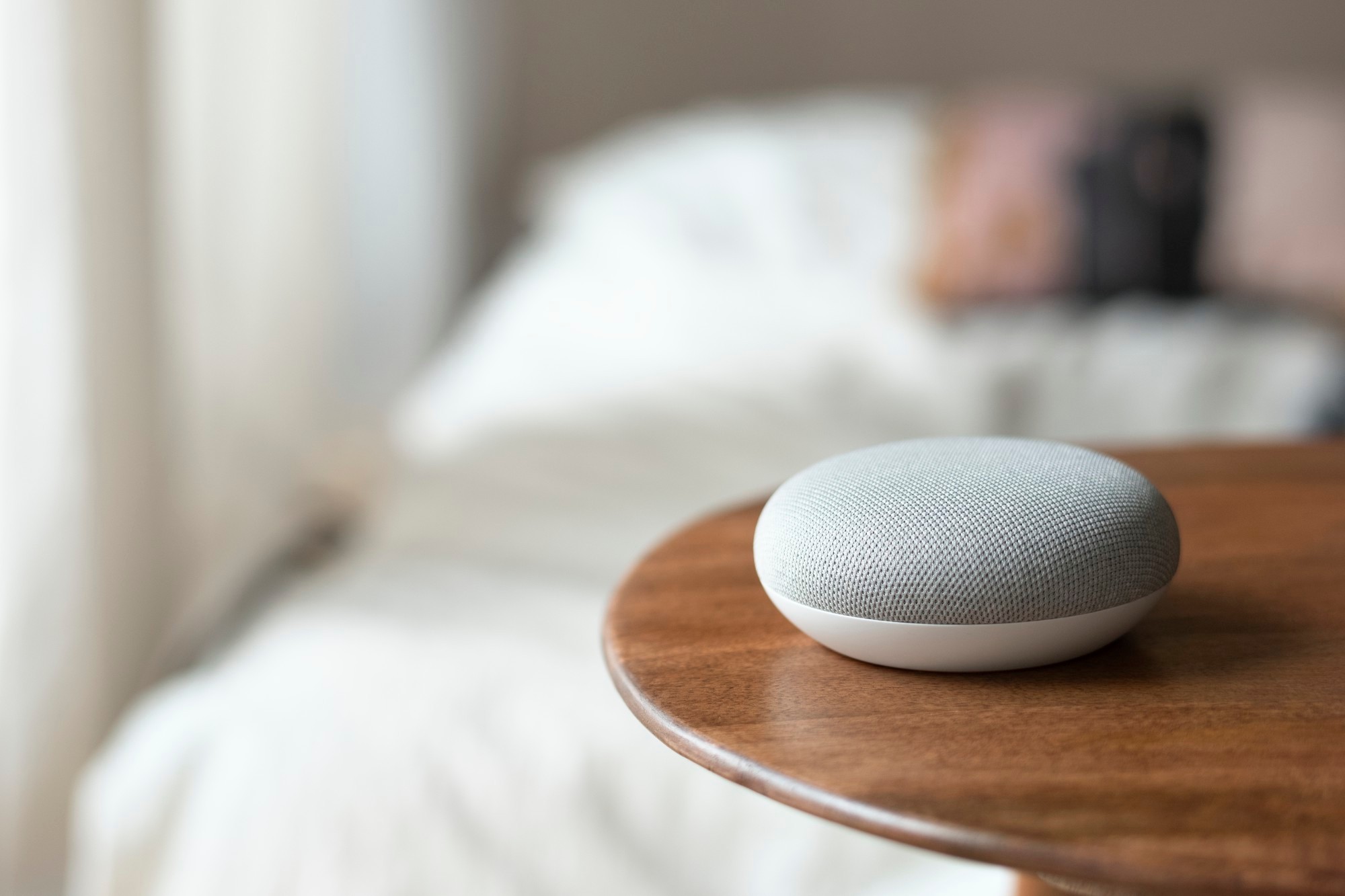 Mini white speaker