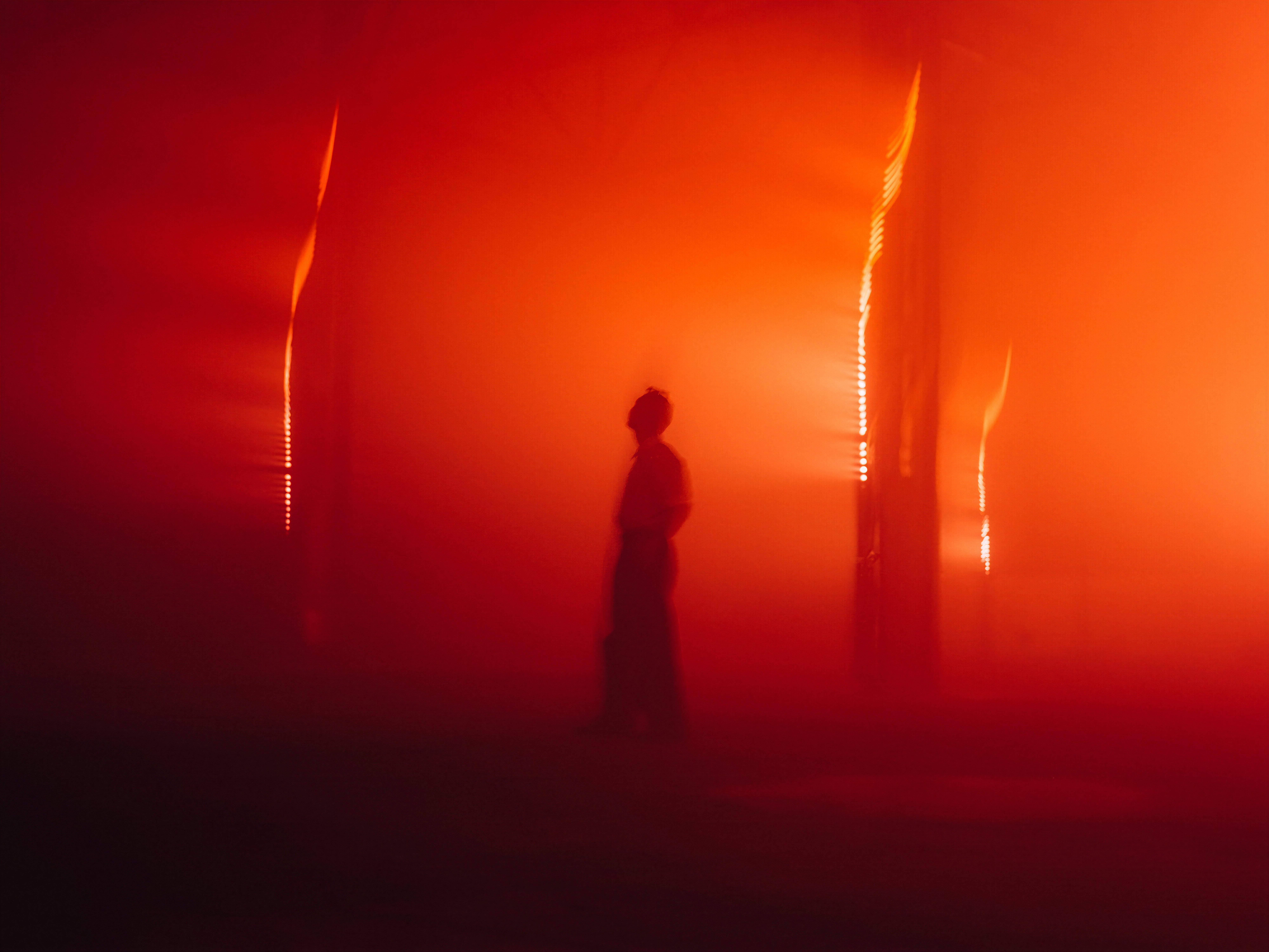 Women in Orange BG