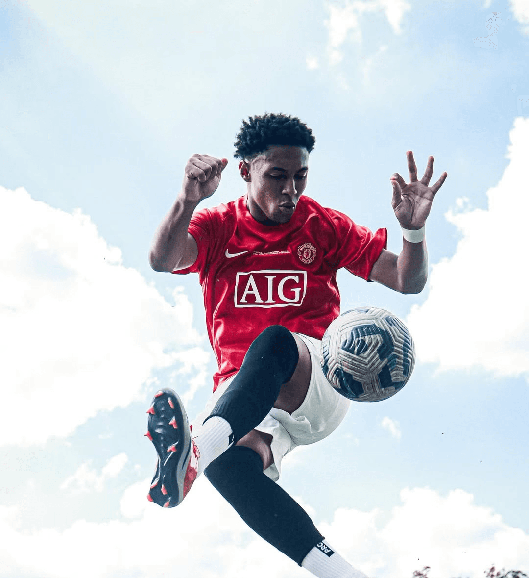 Brazilian Creator joins the Global Football Creator Agency