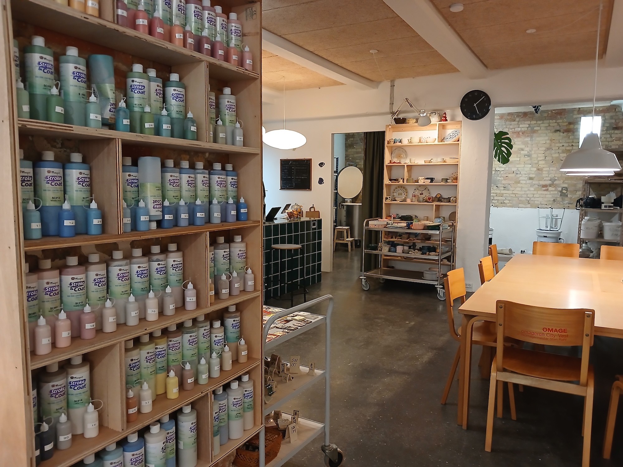 a wide collection of stroke and coat glazes for painting on ceramics