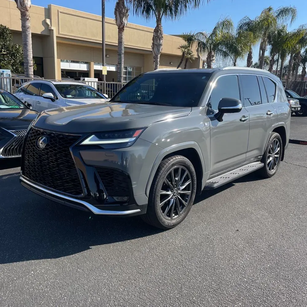 Vehicle preview photo