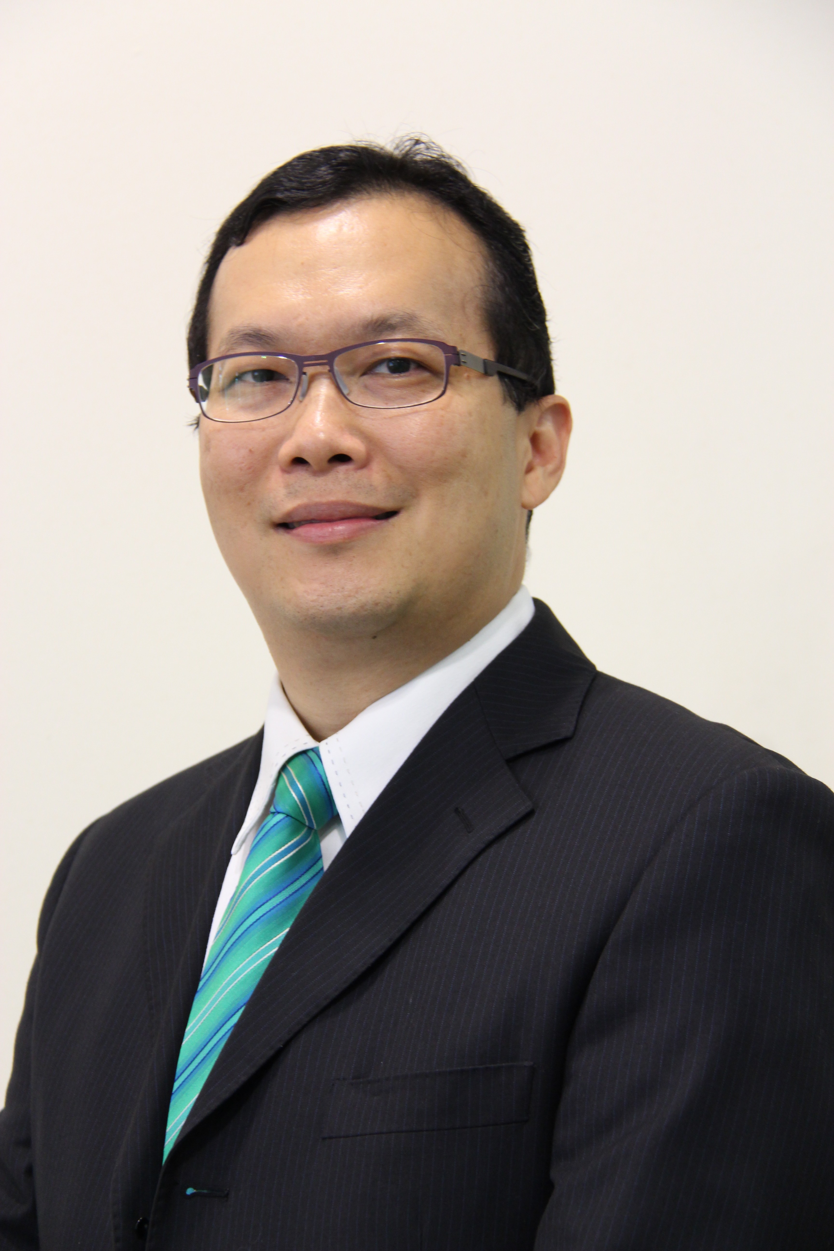 The Visual Impact of Campaigns Introduction