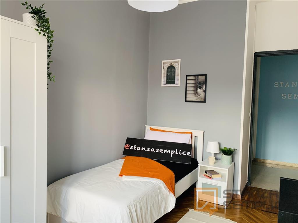 12 sqm room in Via Sant'Agostino, Torino