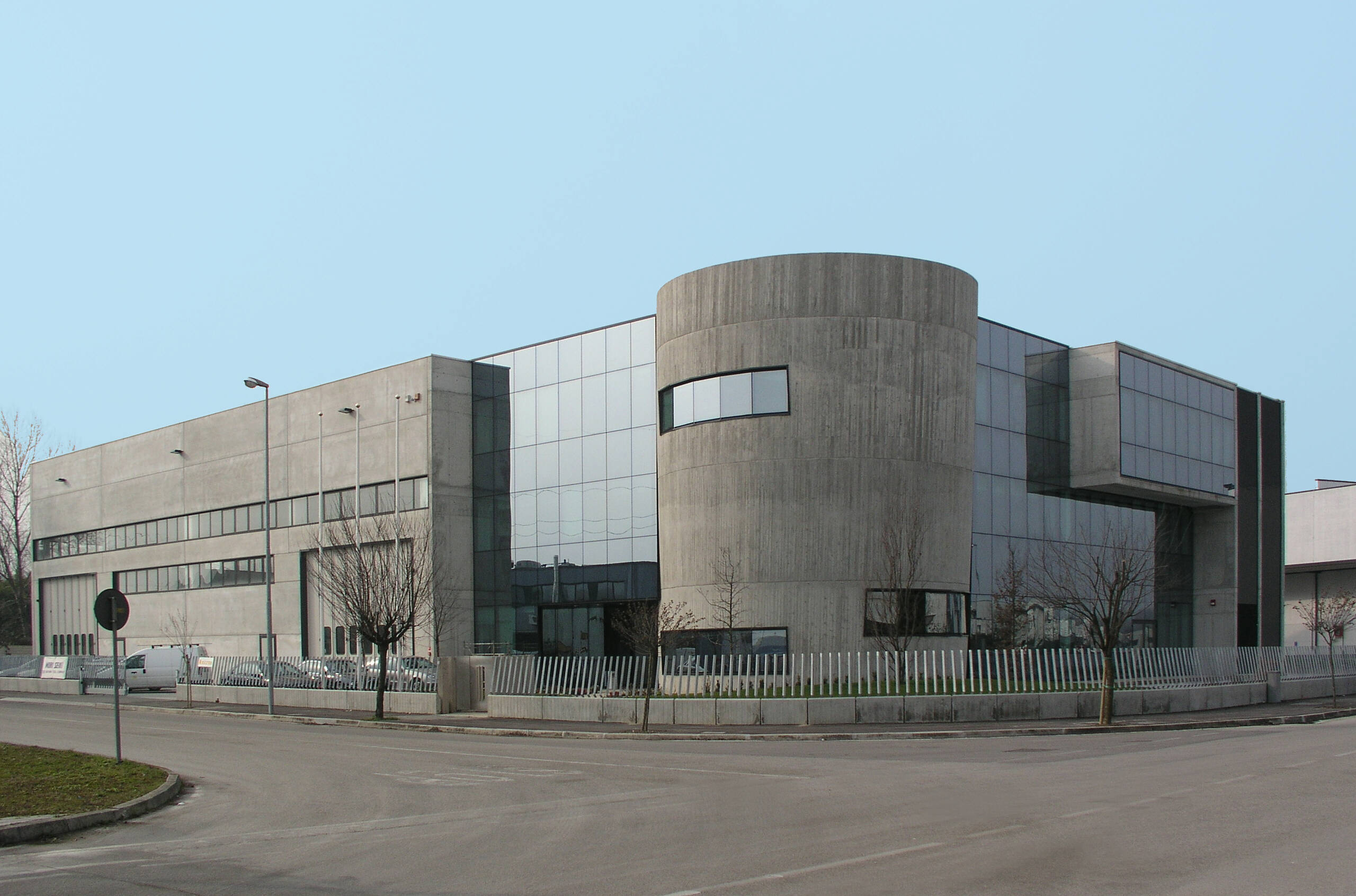 Micron attrezzature uffici