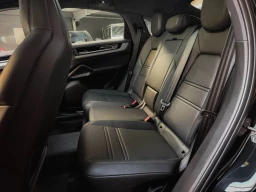 Porsche Cayenne E-Hybrid Coupé — Vorschaubild 27