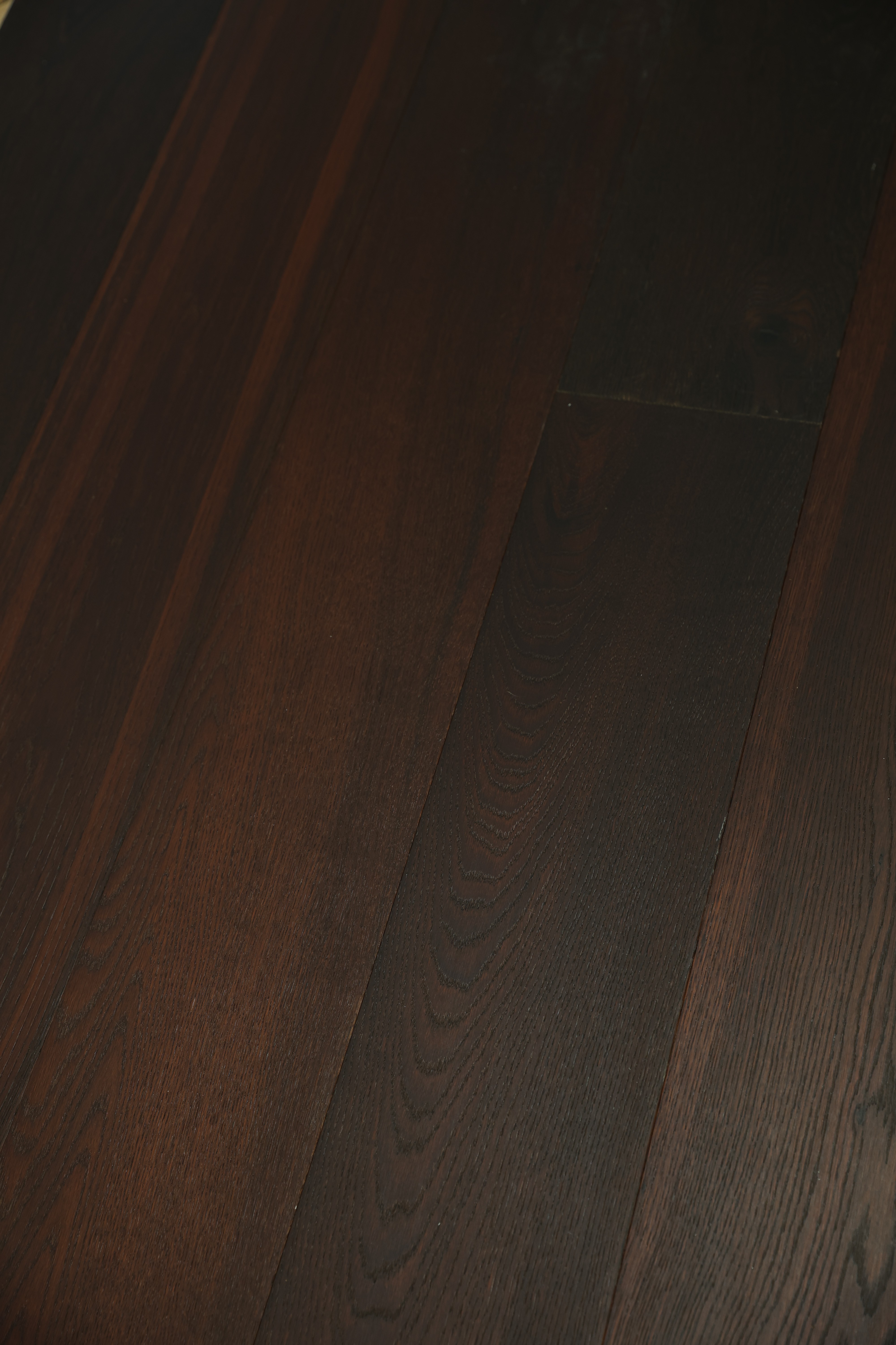 Roble Carbonized