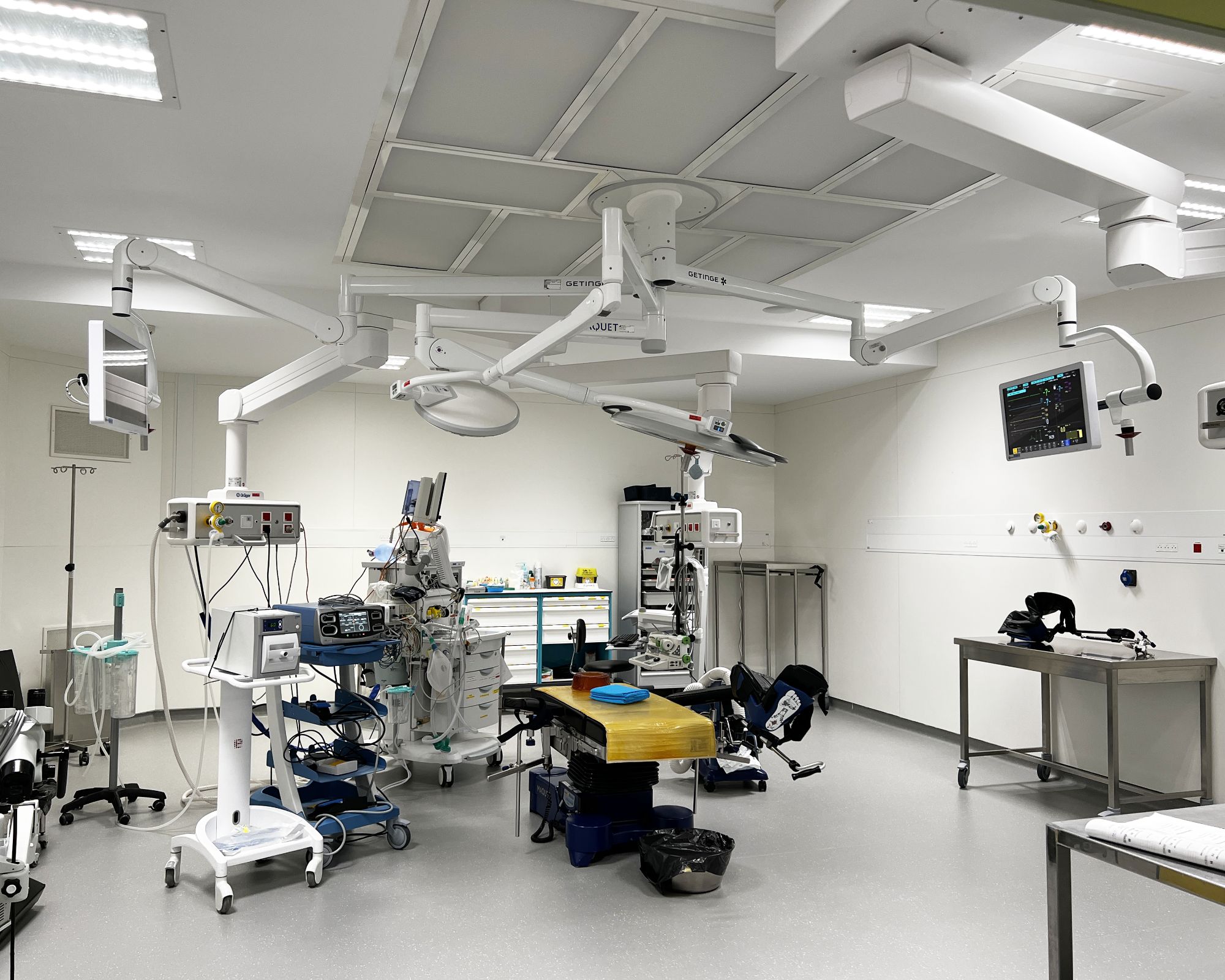 bloc central restructuration clinique pasteur toulouse tam architecture 5